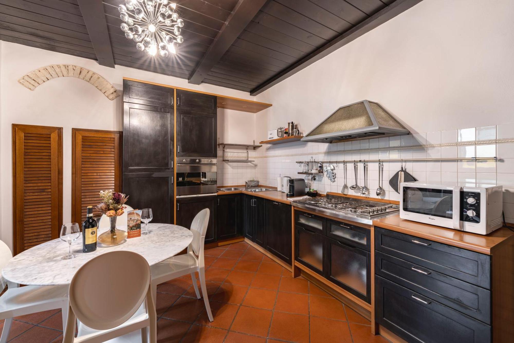 Elegant Penthouse In Santo Spirito * Florencia